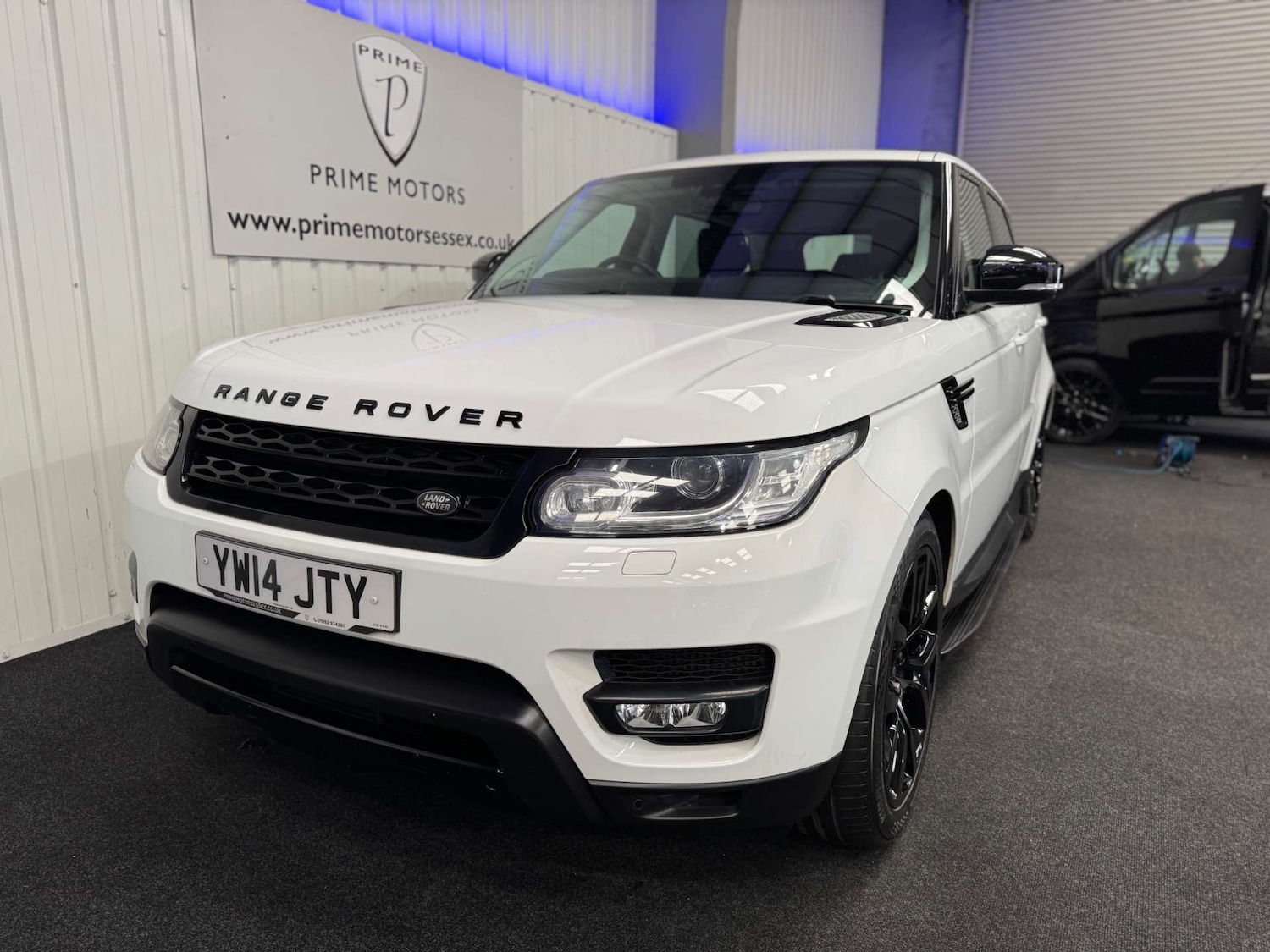 Used Land Rover Range Rover Sport 2014 for sale - 77690681: Photo 8