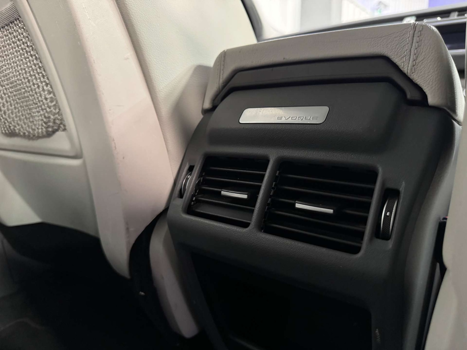 Used Land Rover Range Rover Evoque 2015 for sale - 77984227: Photo 37