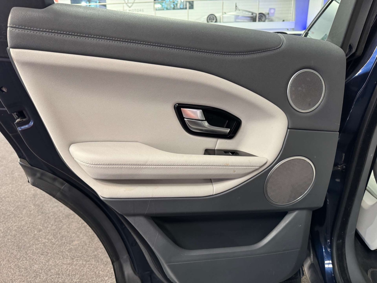 Used Land Rover Range Rover Evoque 2015 for sale - 77984227: Photo 40