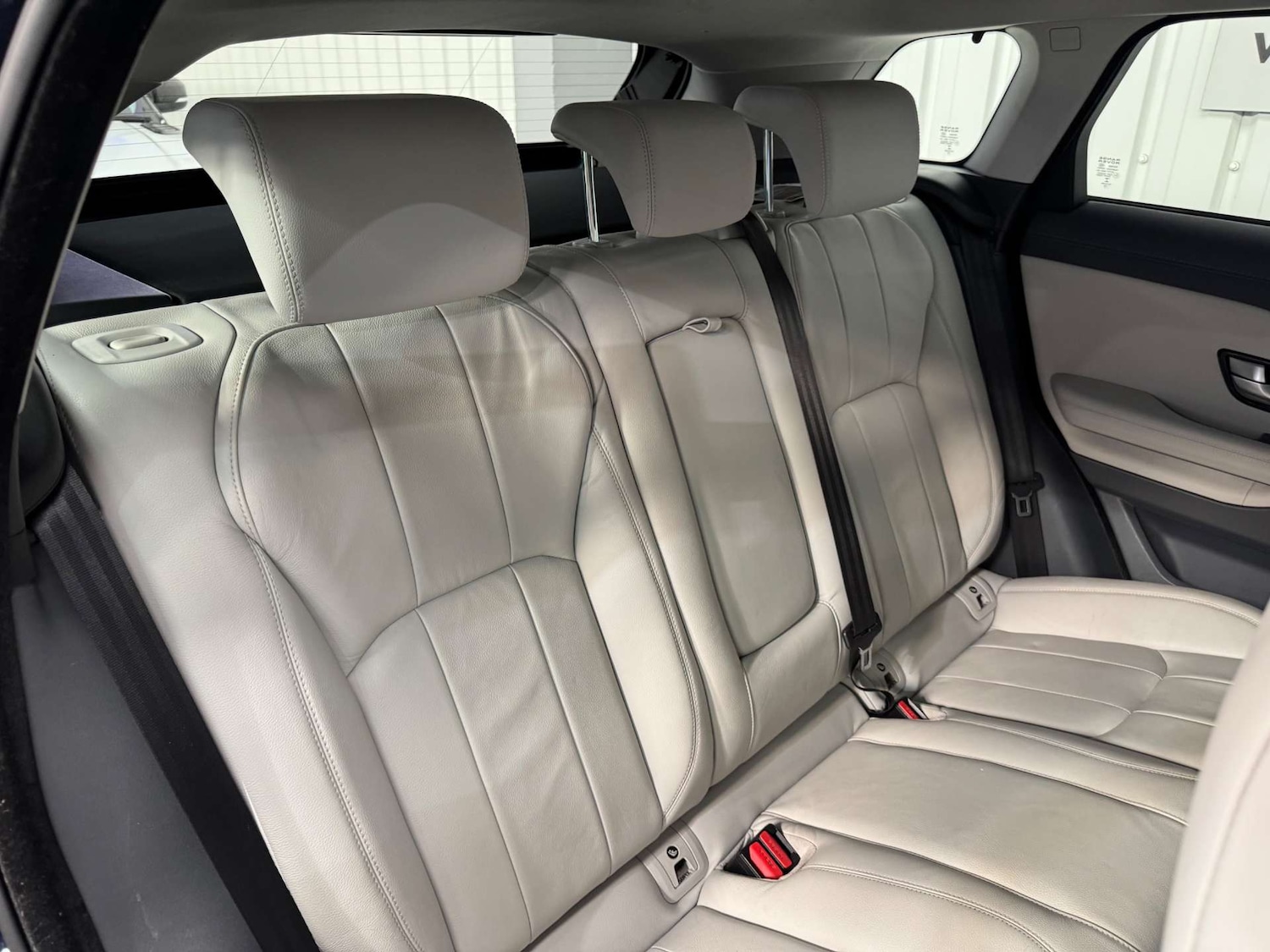 Used Land Rover Range Rover Evoque 2015 for sale - 77984227: Photo 42