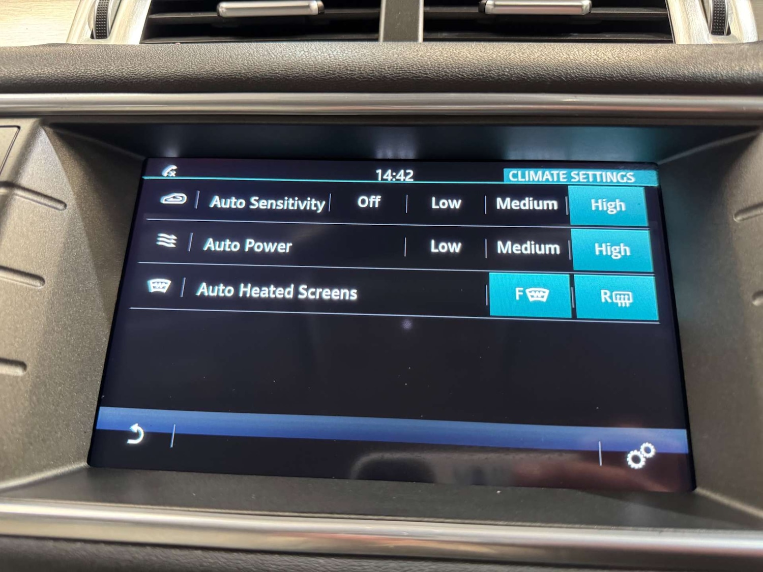 Used Land Rover Range Rover Evoque 2015 for sale - 77984227: Photo 56