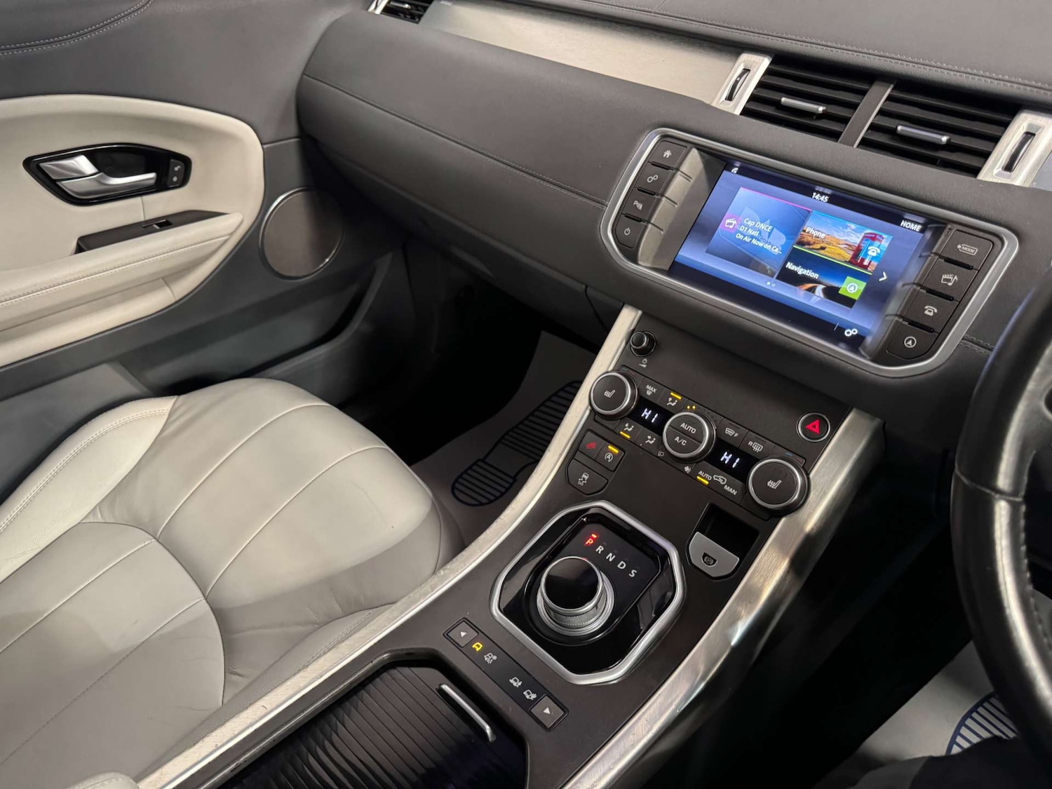 Used Land Rover Range Rover Evoque 2015 for sale - 77984227: Photo 64