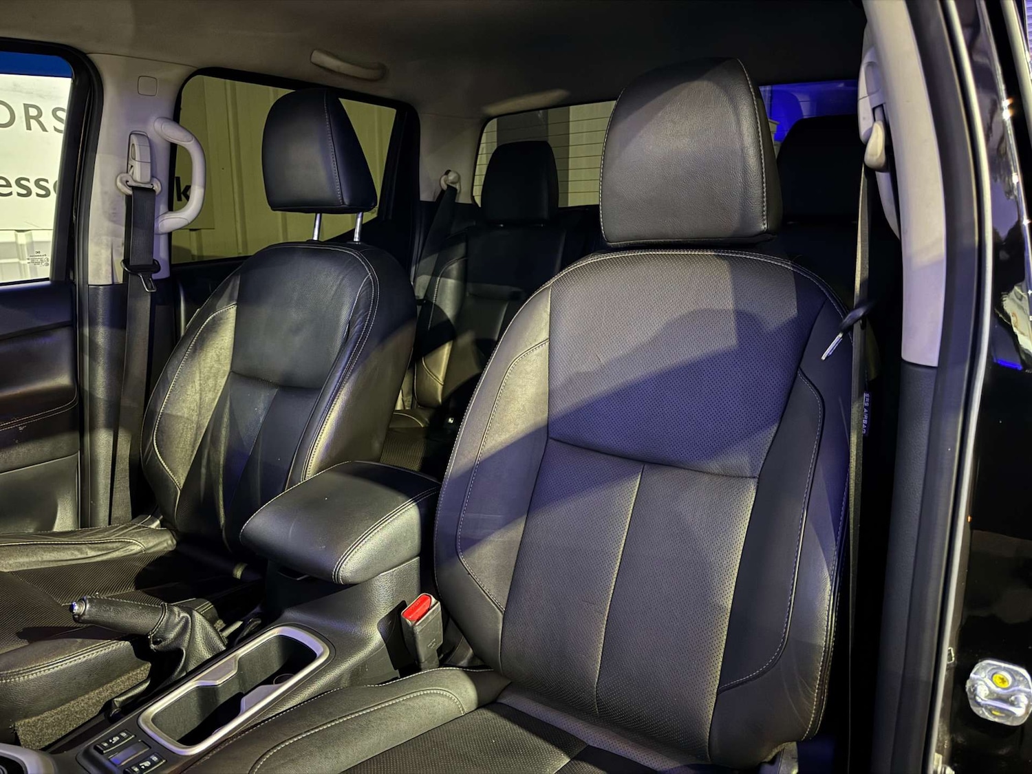 Used Nissan Navara 2018 for sale - 77205117: Photo 31