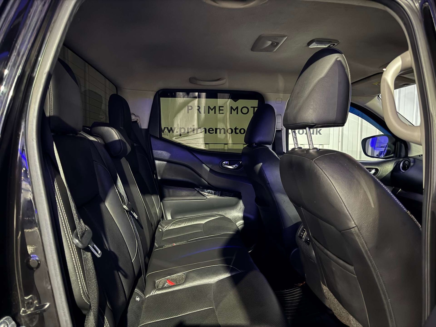 Used Nissan Navara 2018 for sale - 77205117: Photo 43