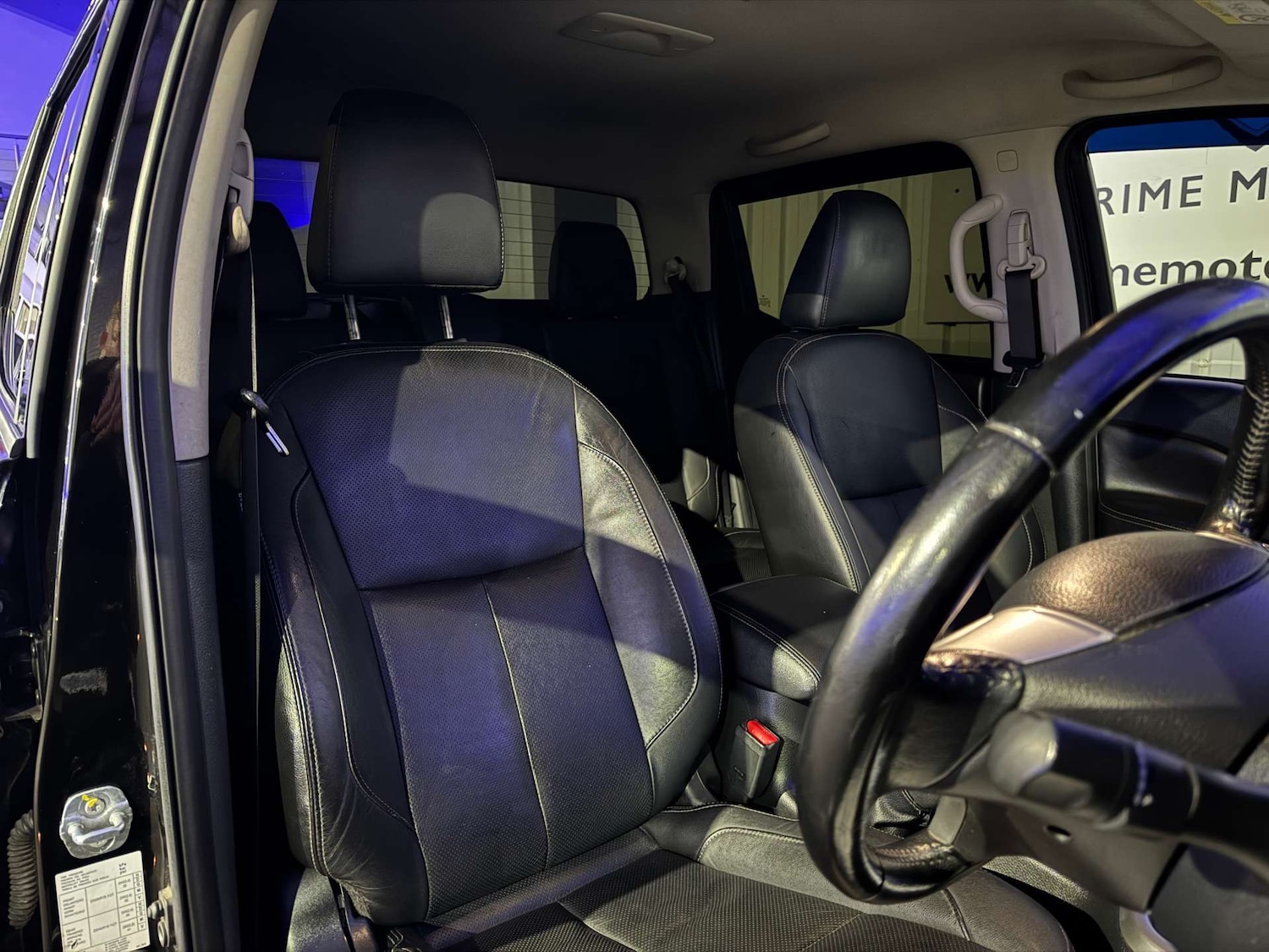 Used Nissan Navara 2018 for sale - 77205117: Photo 46