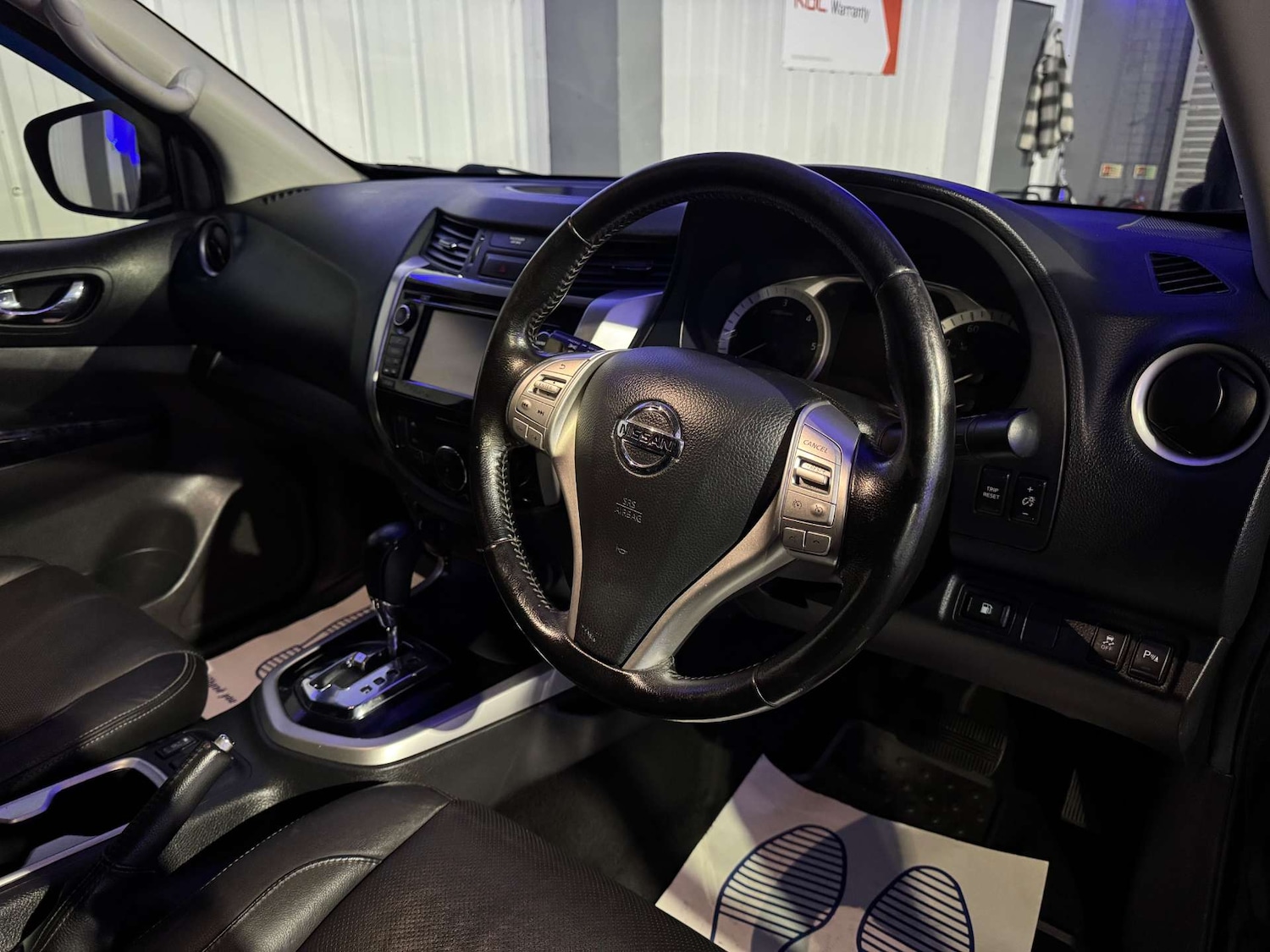 Used Nissan Navara 2018 for sale - 77205117: Photo 47