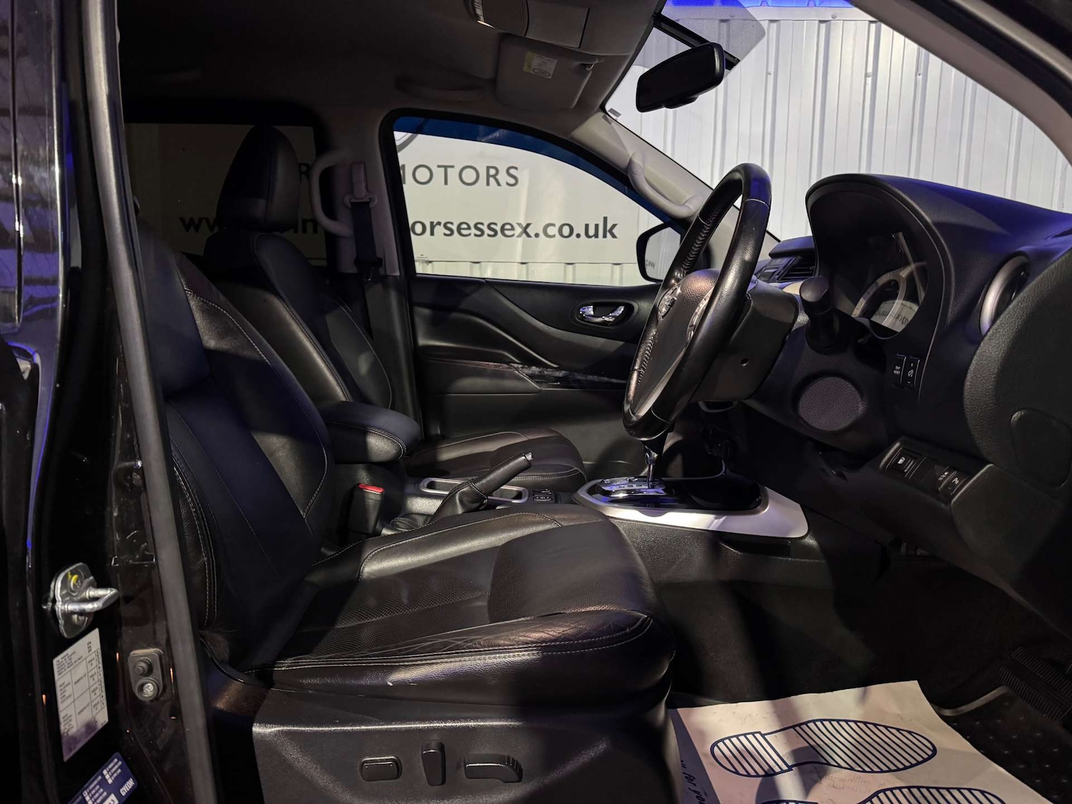 Used Nissan Navara 2018 for sale - 77205117: Photo 48