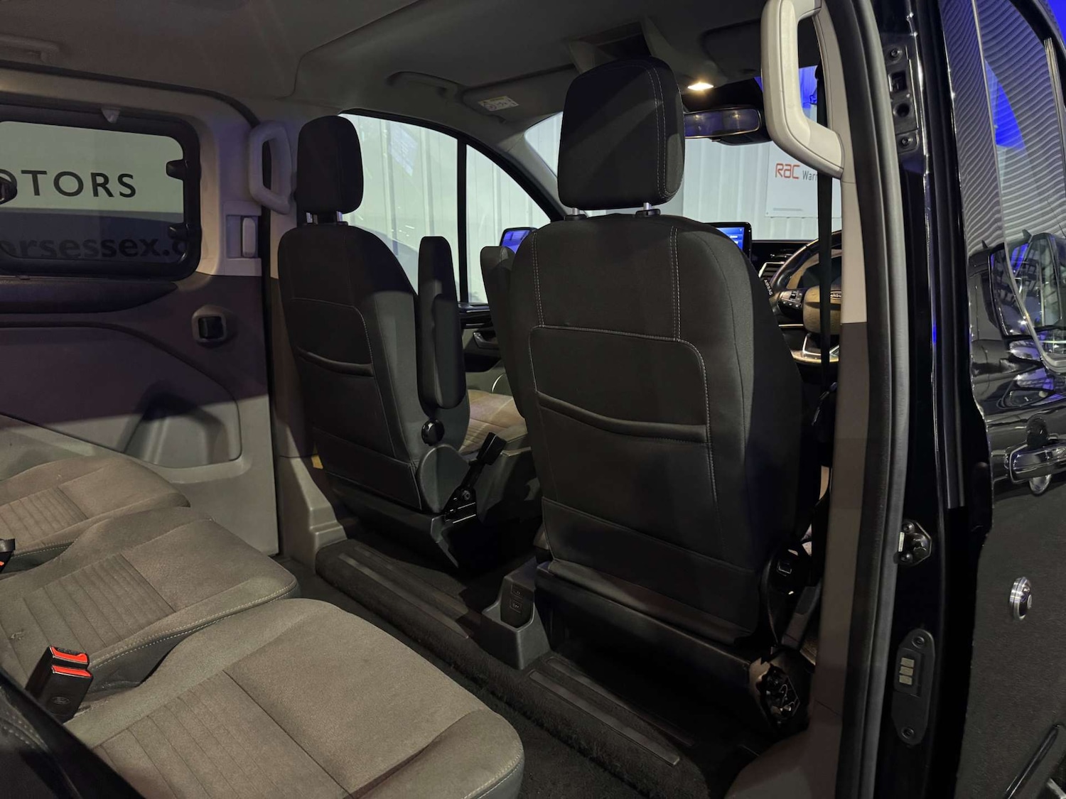 Used Ford Tourneo Custom 2020 for sale - 76829725: Photo 42