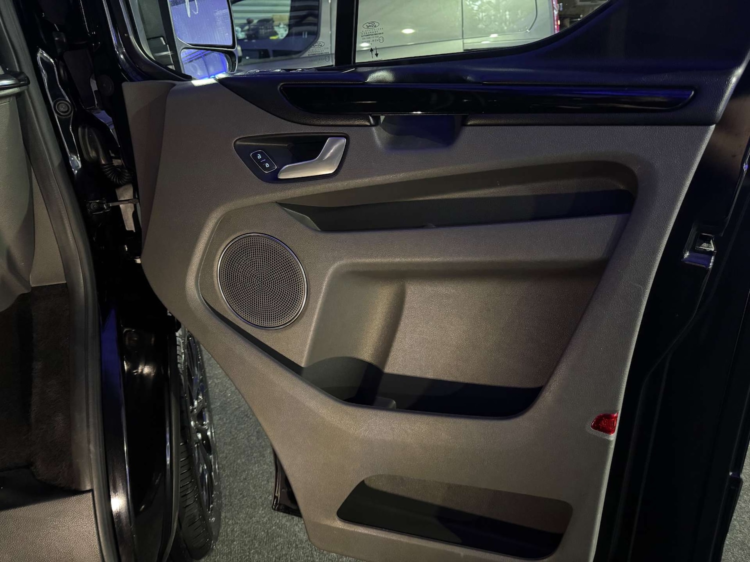 Used Ford Tourneo Custom 2020 for sale - 76829725: Photo 48