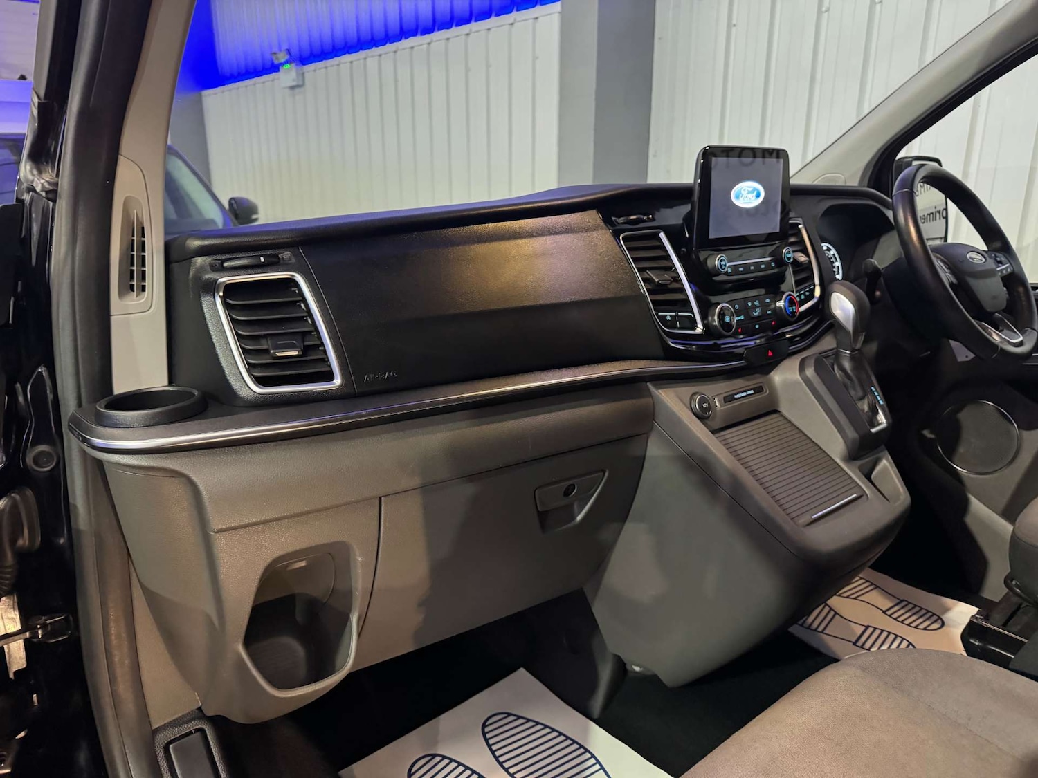 Used Ford Tourneo Custom 2020 for sale - 76894478: Photo 31