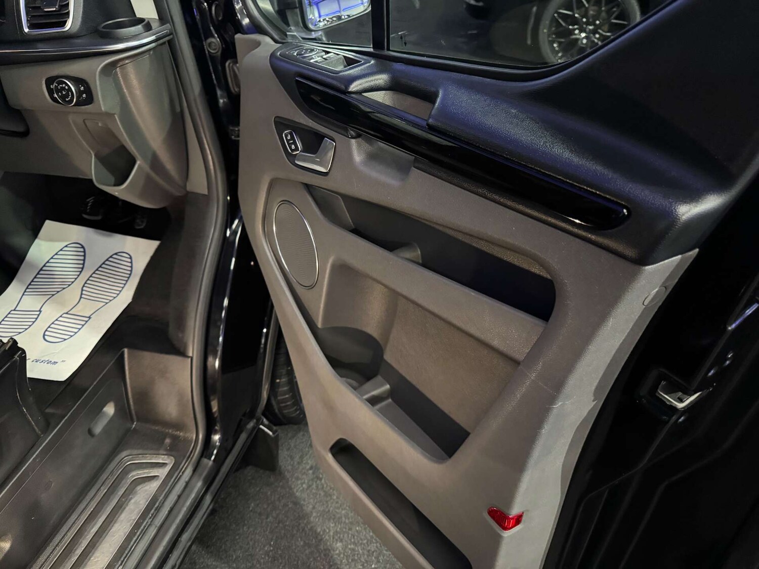 Used Ford Tourneo Custom 2020 for sale - 76894478: Photo 50