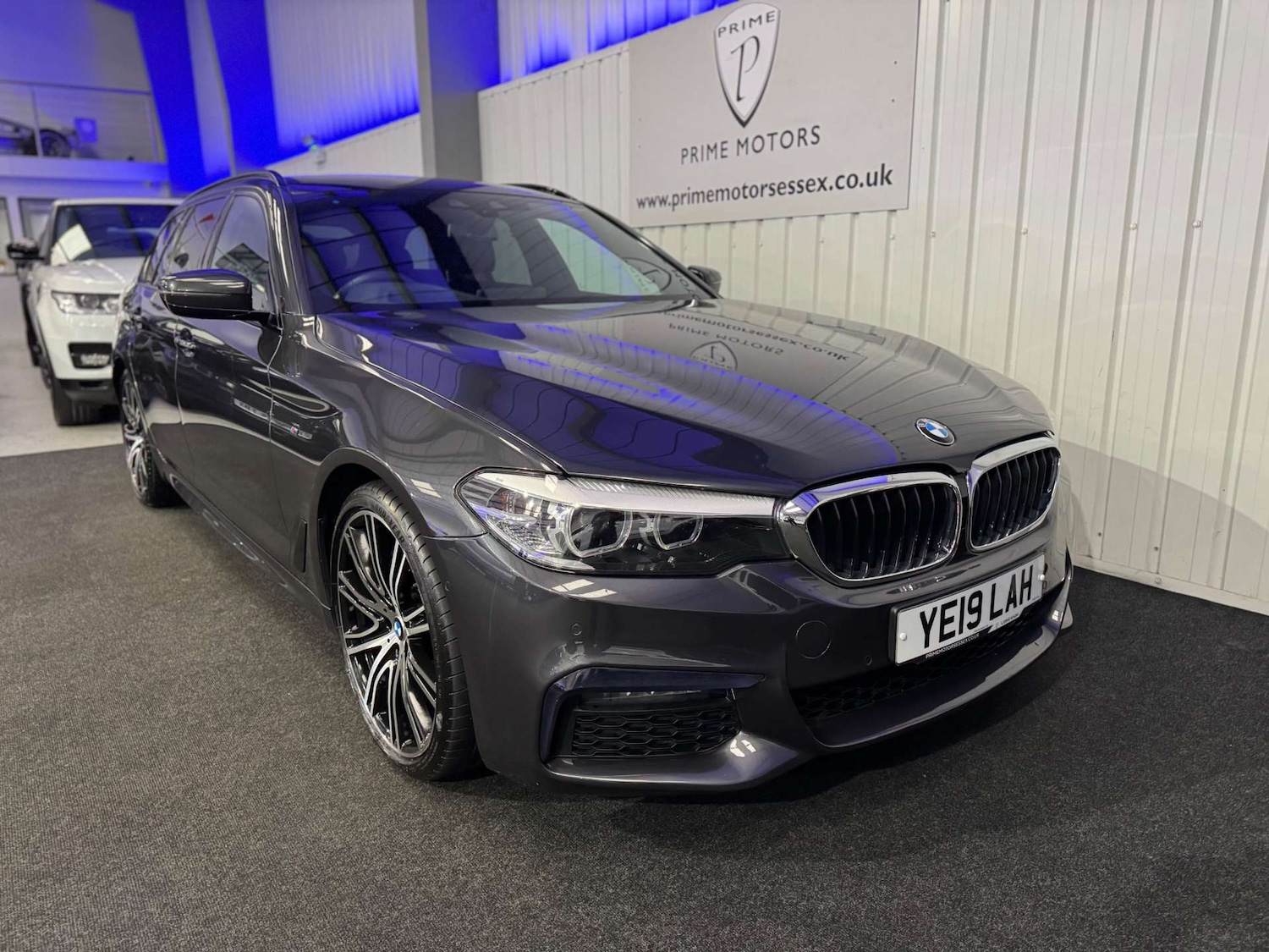 Used BMW 5 Series 2019 for sale - 77780996: Photo 2
