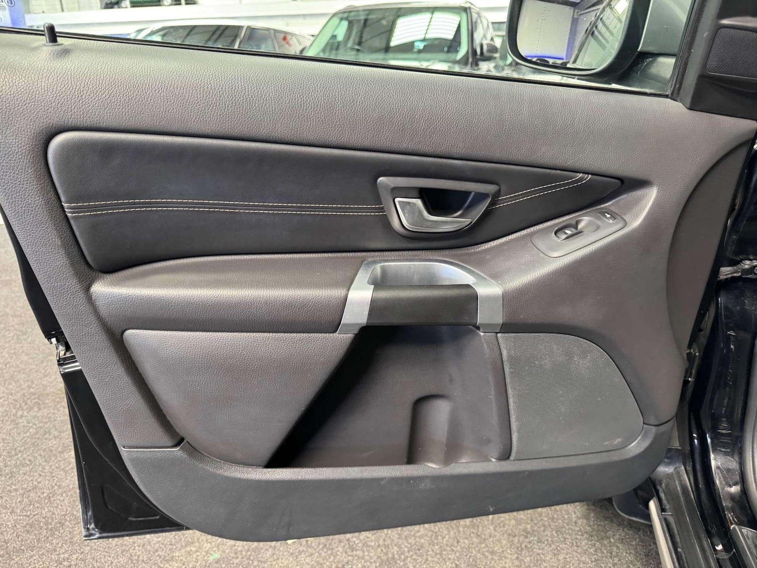 Used Volvo XC90 2012 for sale - 78176801: Photo 30