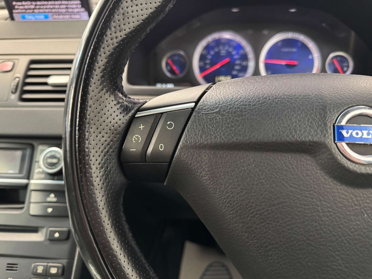 Used Volvo XC90 2012 for sale - 78176801: Photo 56