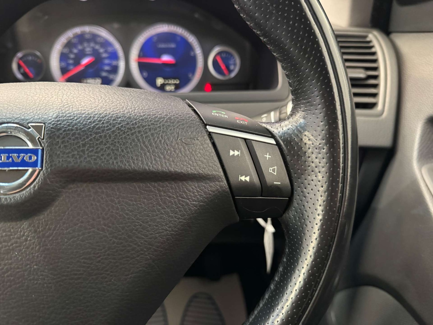 Used Volvo XC90 2012 for sale - 78176801: Photo 57