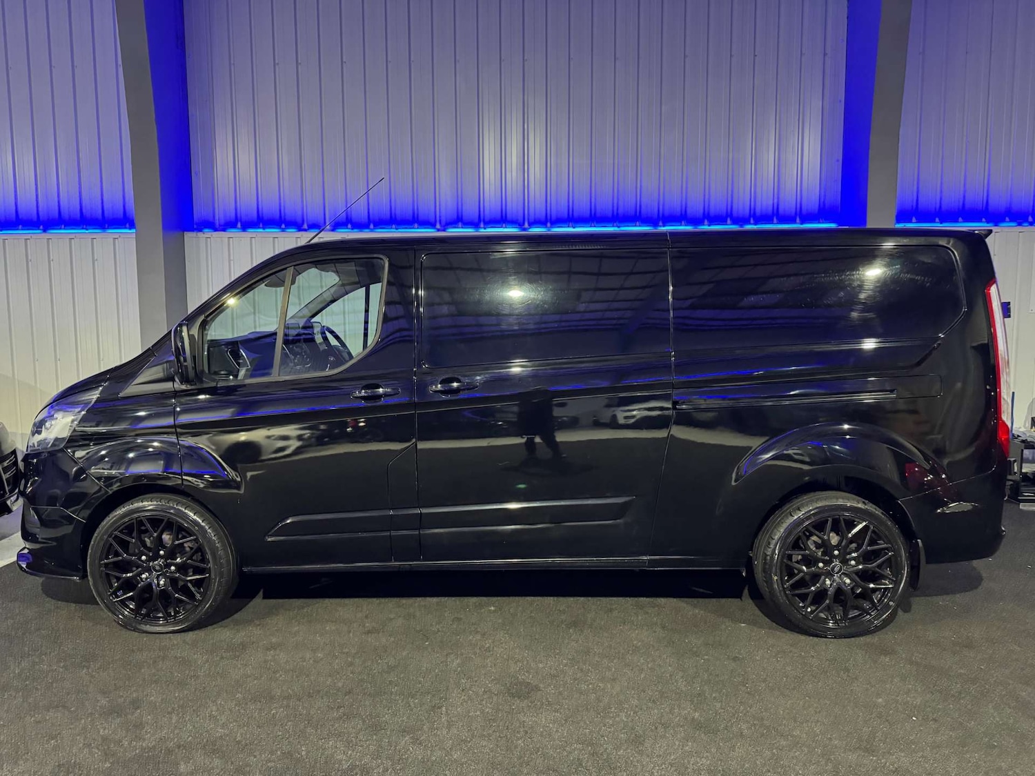 Used Ford Transit Custom 2018 for sale - 76662484: Photo 11