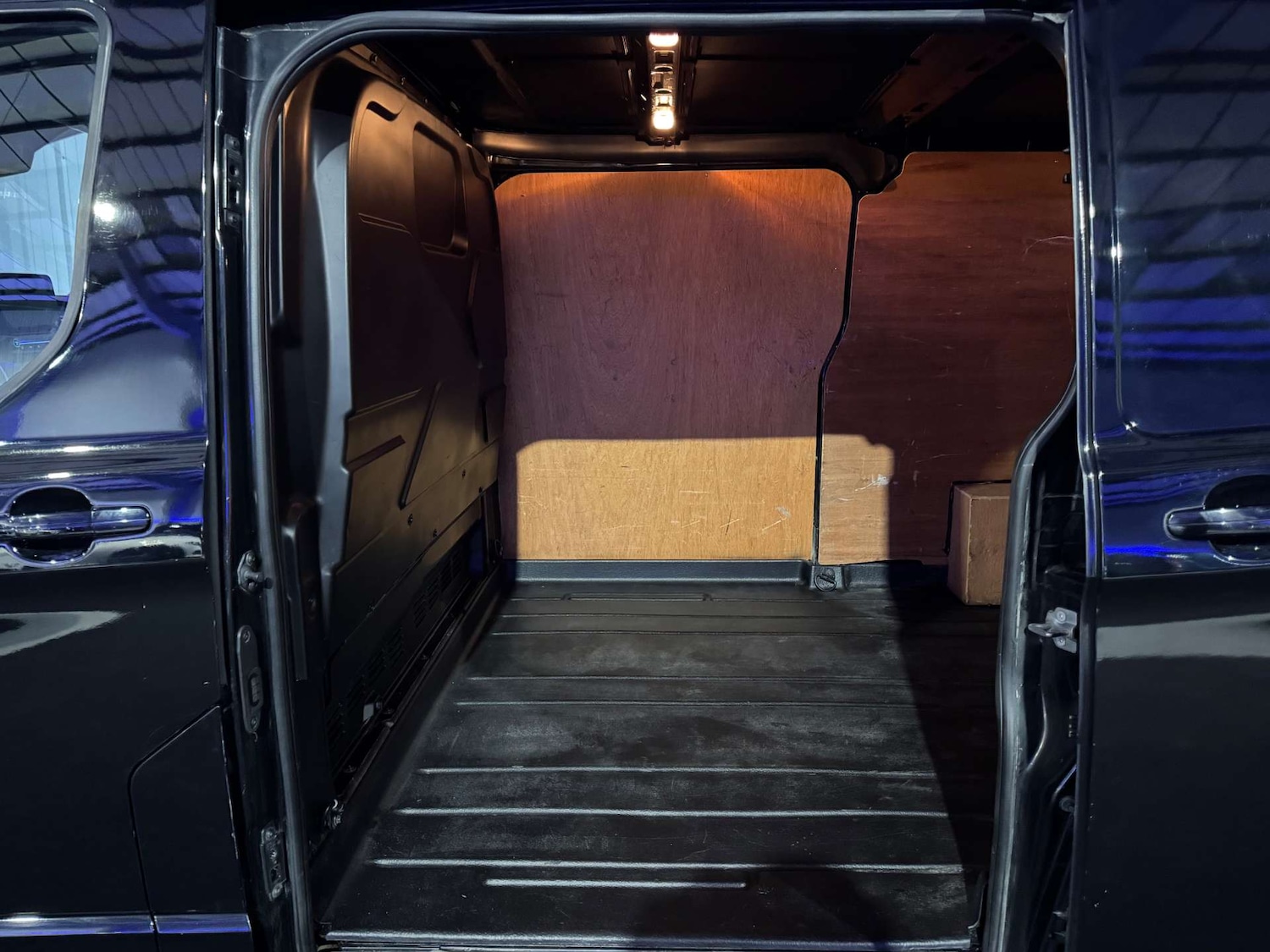 Used Ford Transit Custom 2018 for sale - 76662484: Photo 32