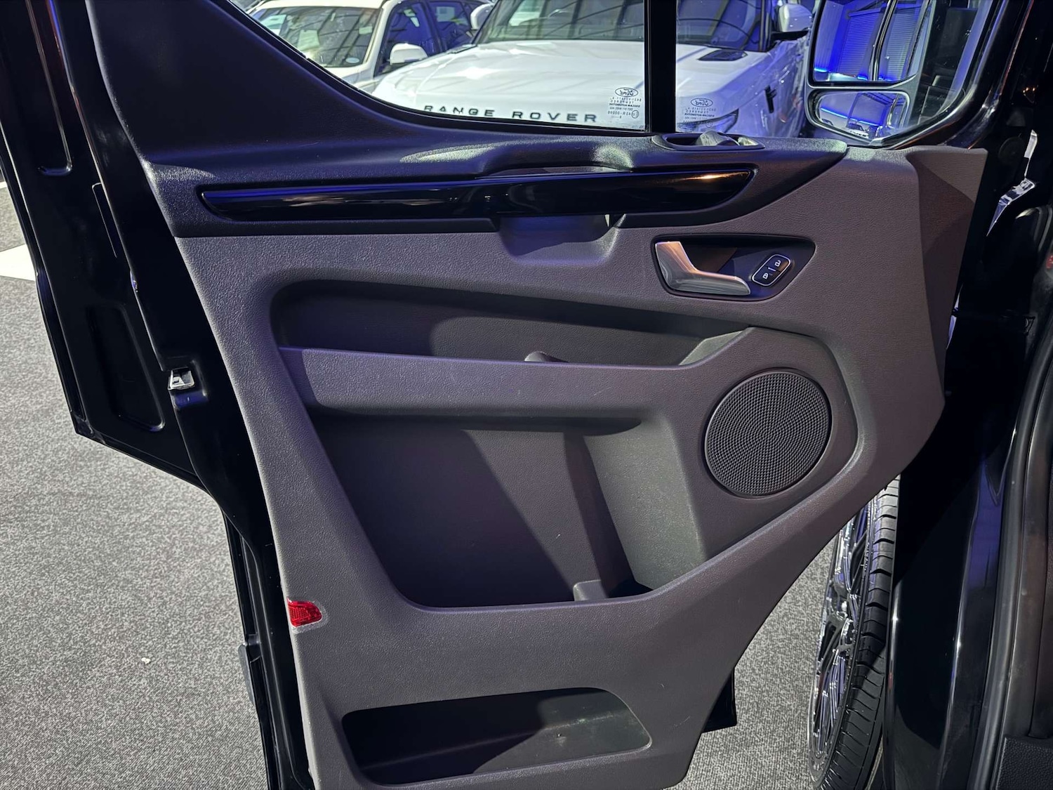 Used Ford Transit Custom 2018 for sale - 76662484: Photo 36