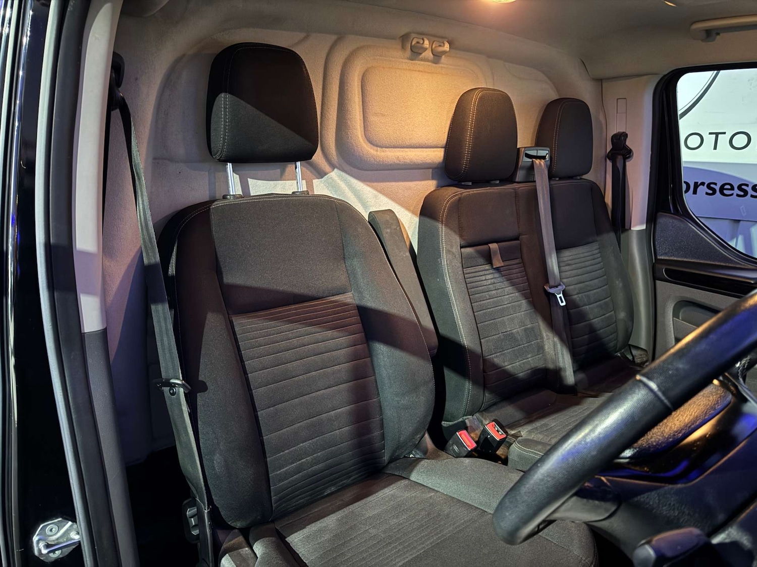 Used Ford Transit Custom 2018 for sale - 76662484: Photo 38