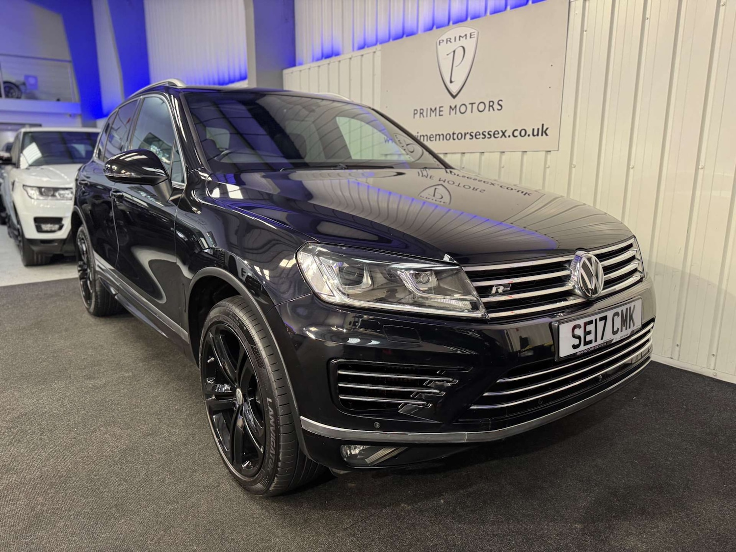 Used Volkswagen Touareg 2017 for sale - 78027694: Photo 2