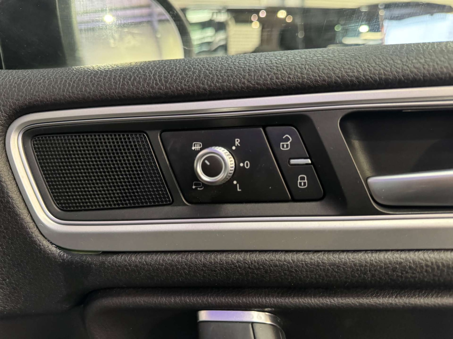 Used Volkswagen Touareg 2017 for sale - 78027694: Photo 51