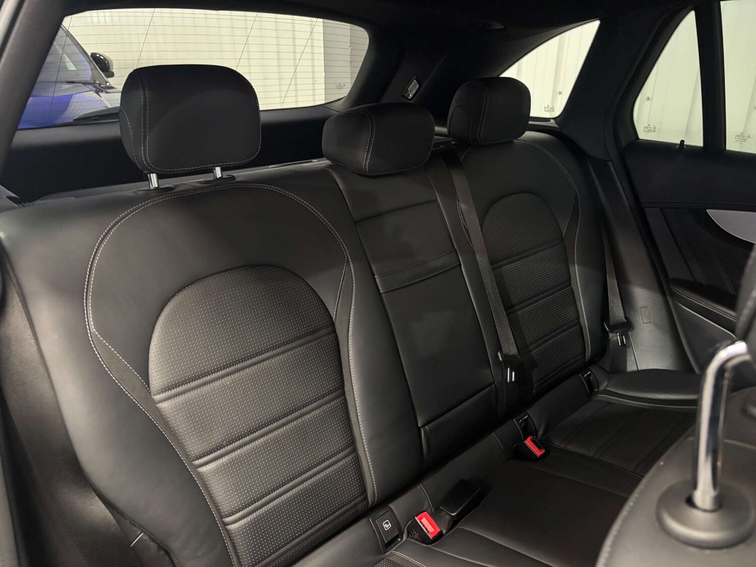 Used Mercedes-Benz GLC 2019 for sale - 76601383: Photo 44