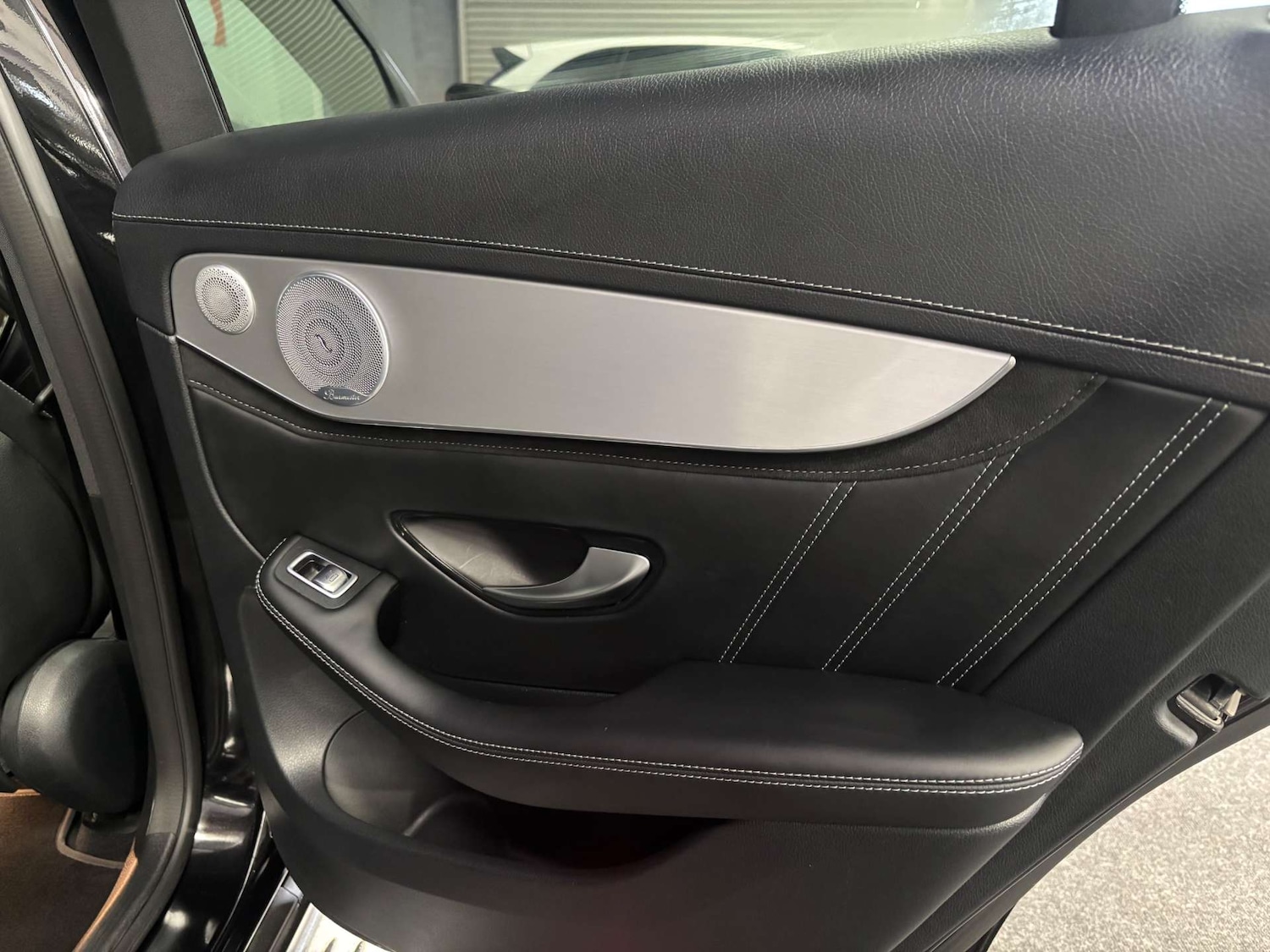 Used Mercedes-Benz GLC 2019 for sale - 76601383: Photo 46