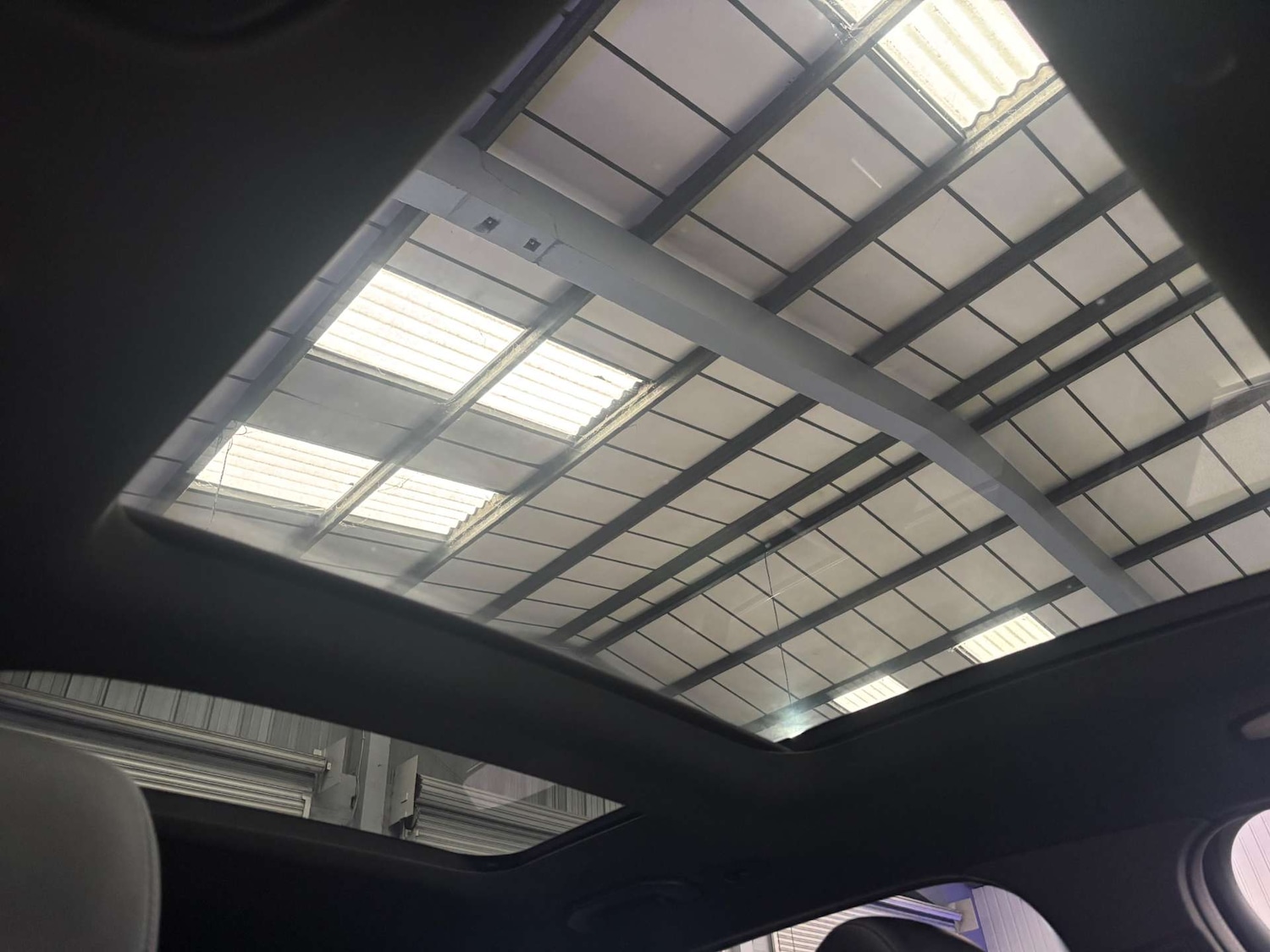 Used Mercedes-Benz GLC 2019 for sale - 76601383: Photo 53