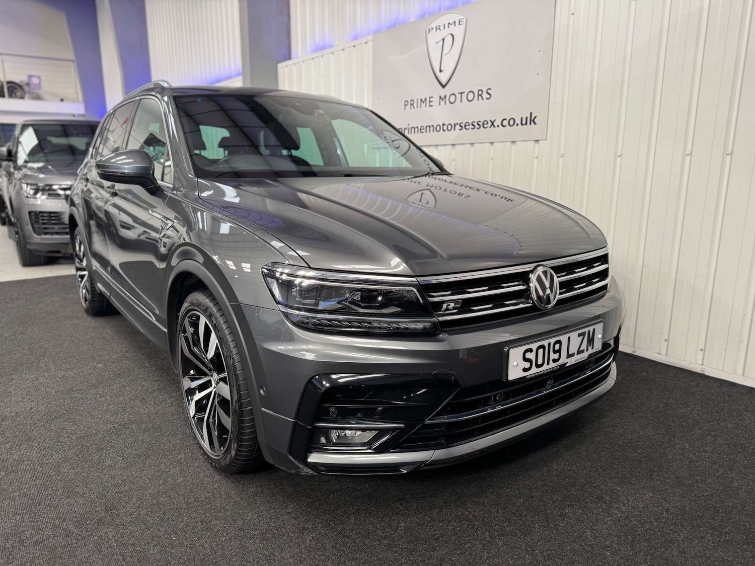 Used Volkswagen Tiguan 2019 for sale - 77675371: Photo 2