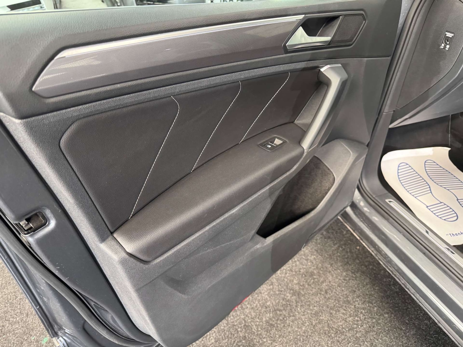 Used Volkswagen Tiguan 2019 for sale - 77675371: Photo 36