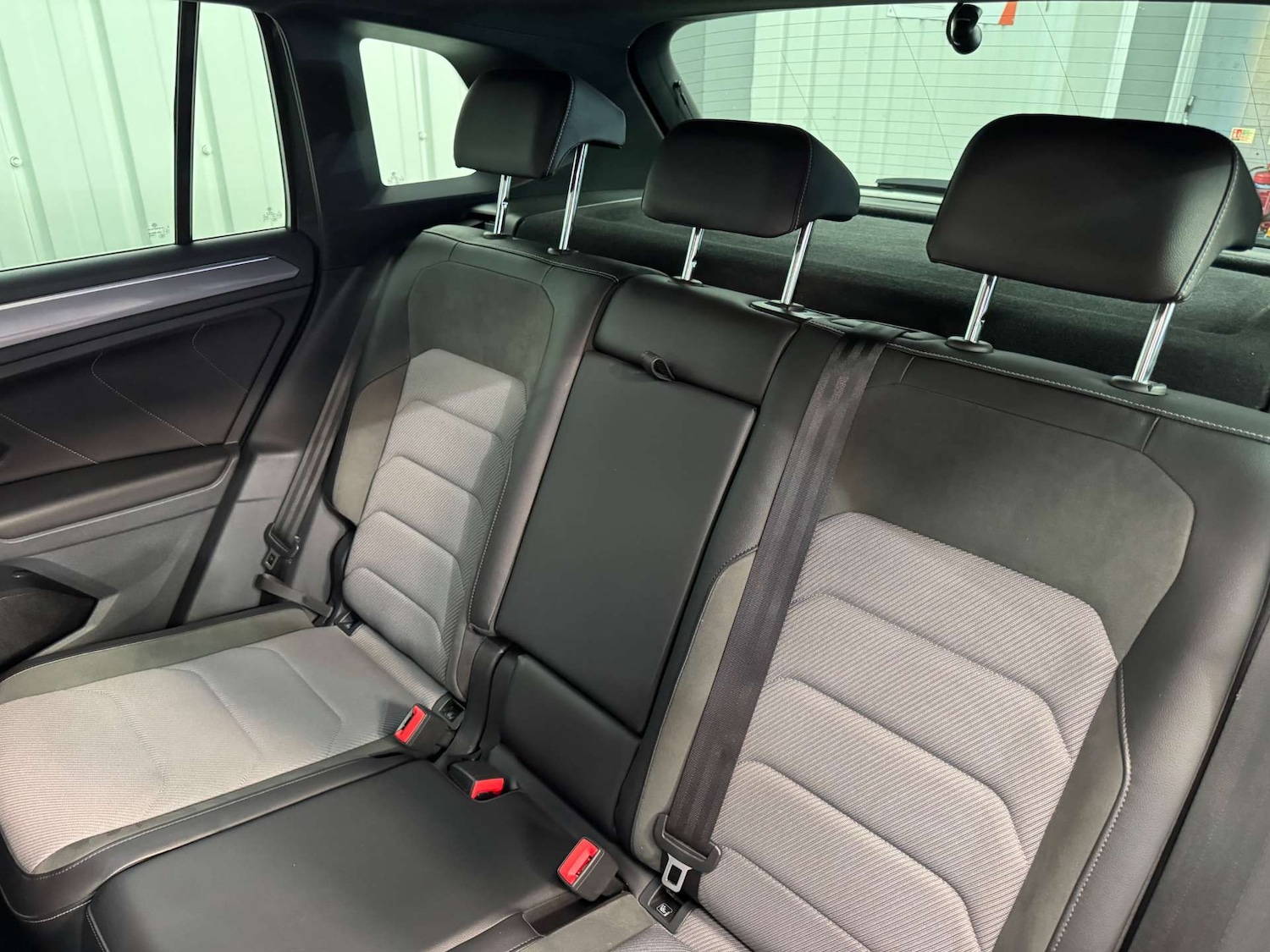 Used Volkswagen Tiguan 2019 for sale - 77675371: Photo 38