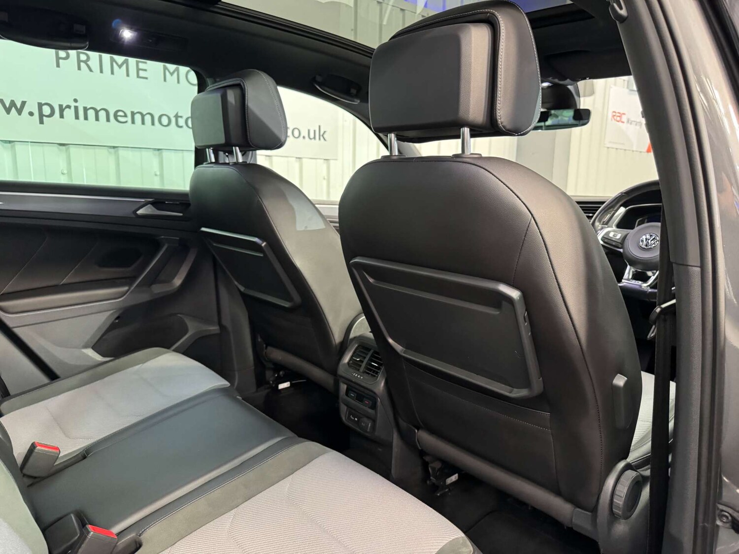 Used Volkswagen Tiguan 2019 for sale - 77675371: Photo 44