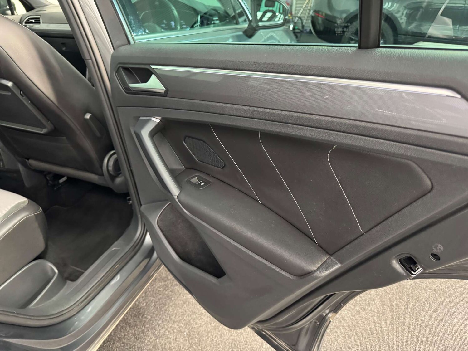 Used Volkswagen Tiguan 2019 for sale - 77675371: Photo 47