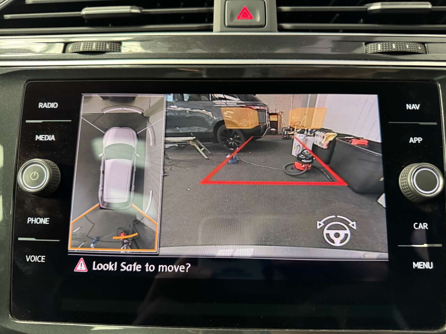 Used Volkswagen Tiguan 2019 for sale - 77675371: Photo 67