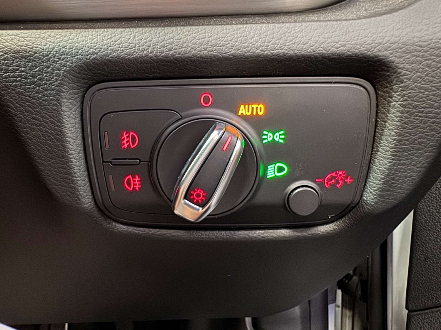 Used Audi A3 2015 for sale - 76601390: Photo 51