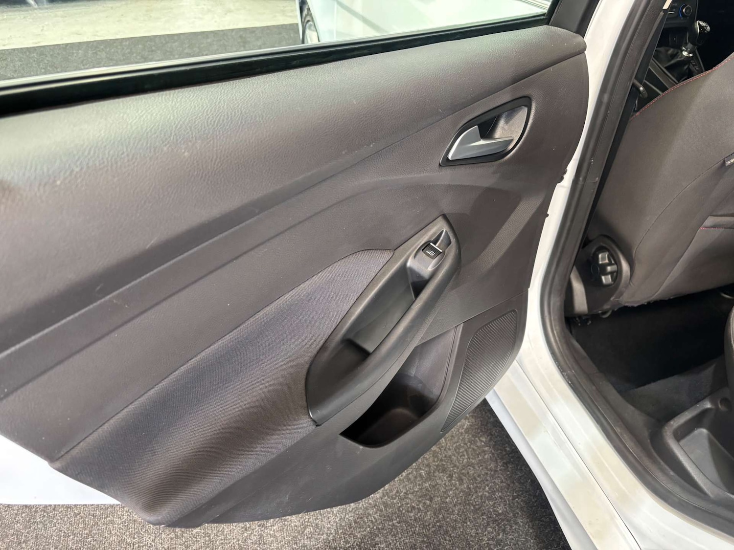 Used Ford Focus 2015 for sale - 76194665: Photo 35