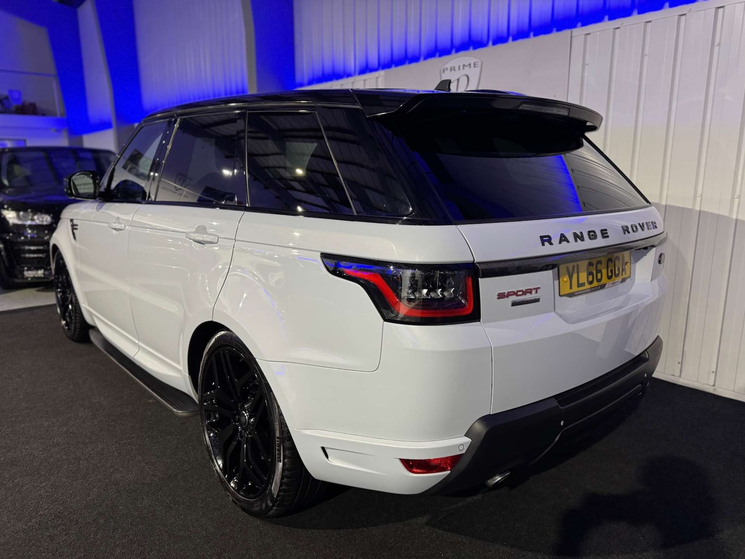 Used Land Rover Range Rover Sport 2017 for sale - 76829847: Photo 14