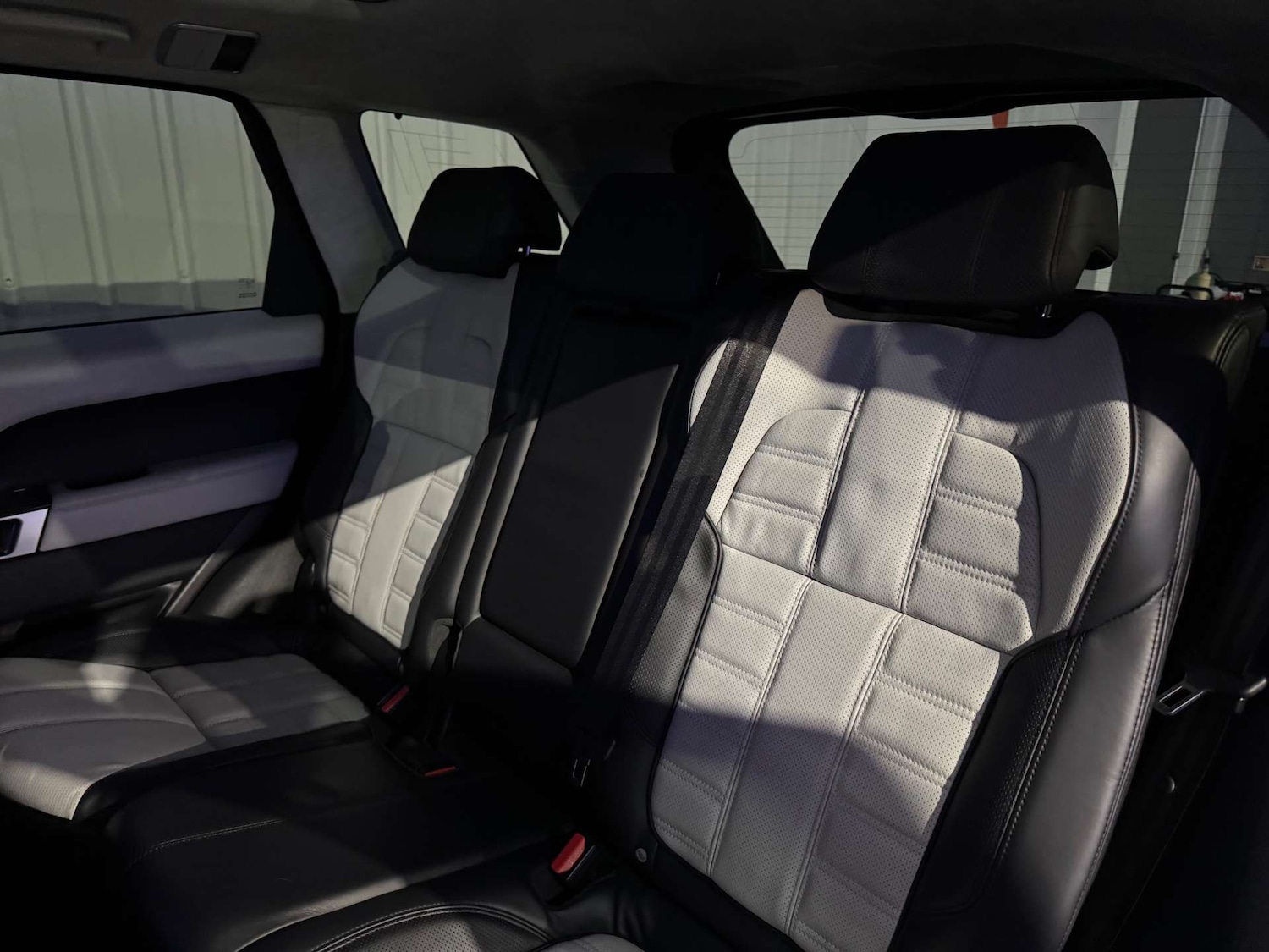 Used Land Rover Range Rover Sport 2017 for sale - 76829847: Photo 43