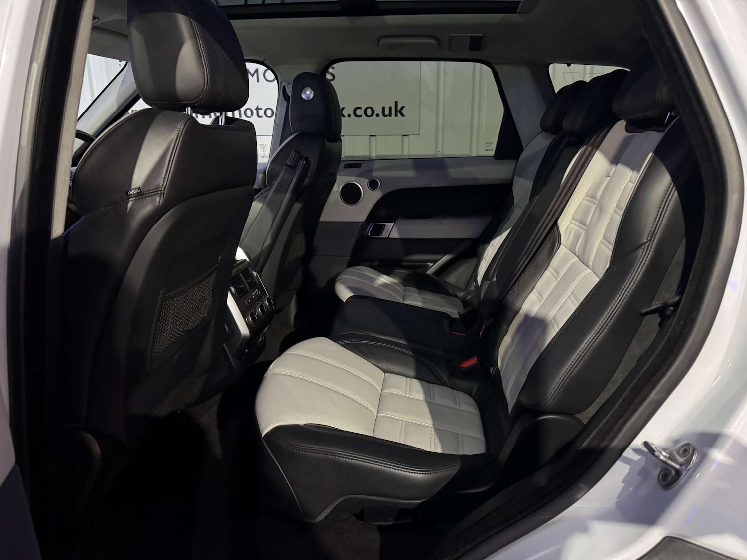 Used Land Rover Range Rover Sport 2017 for sale - 76829847: Photo 45