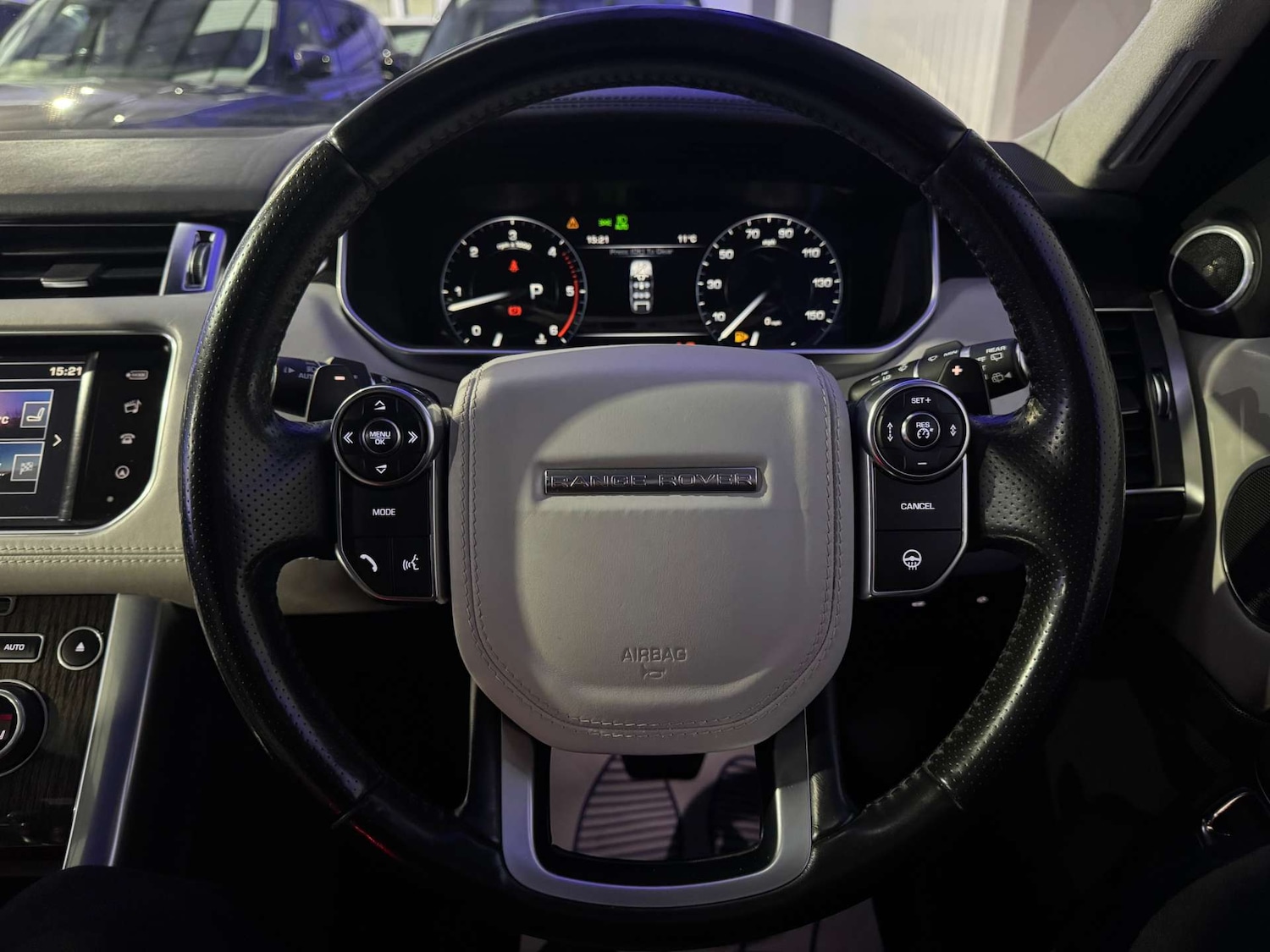 Used Land Rover Range Rover Sport 2017 for sale - 76829847: Photo 81