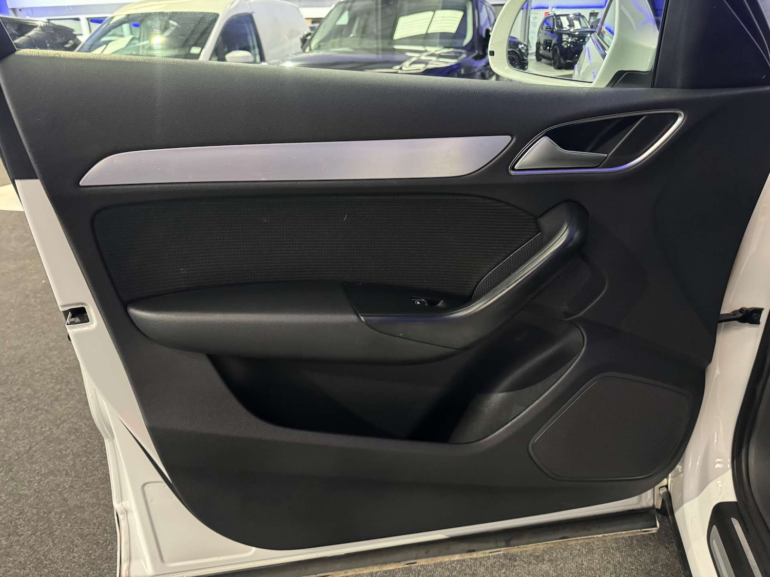 Used Audi Q3 2016 for sale - 77023548: Photo 35