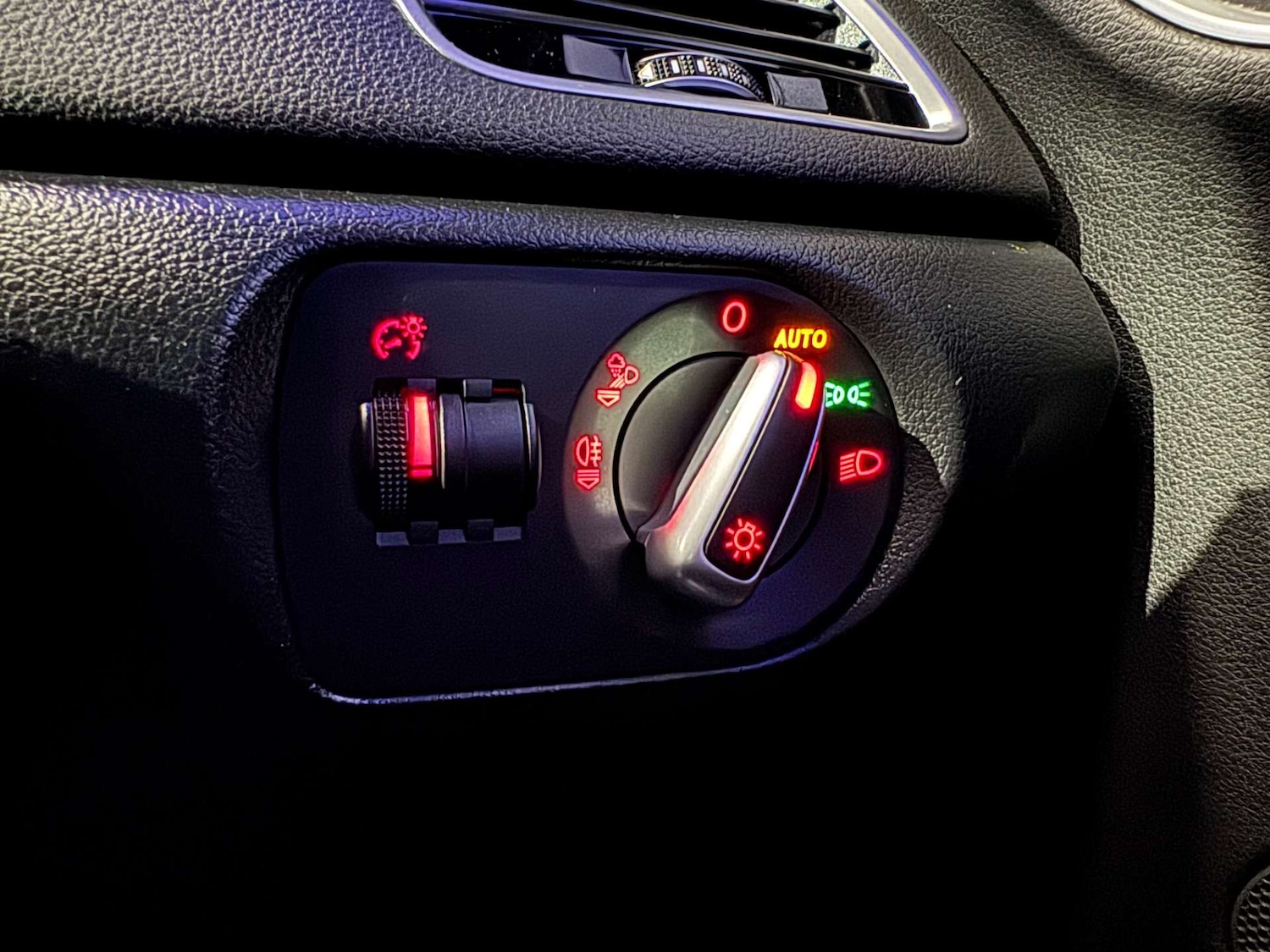 Used Audi Q3 2016 for sale - 77023548: Photo 71