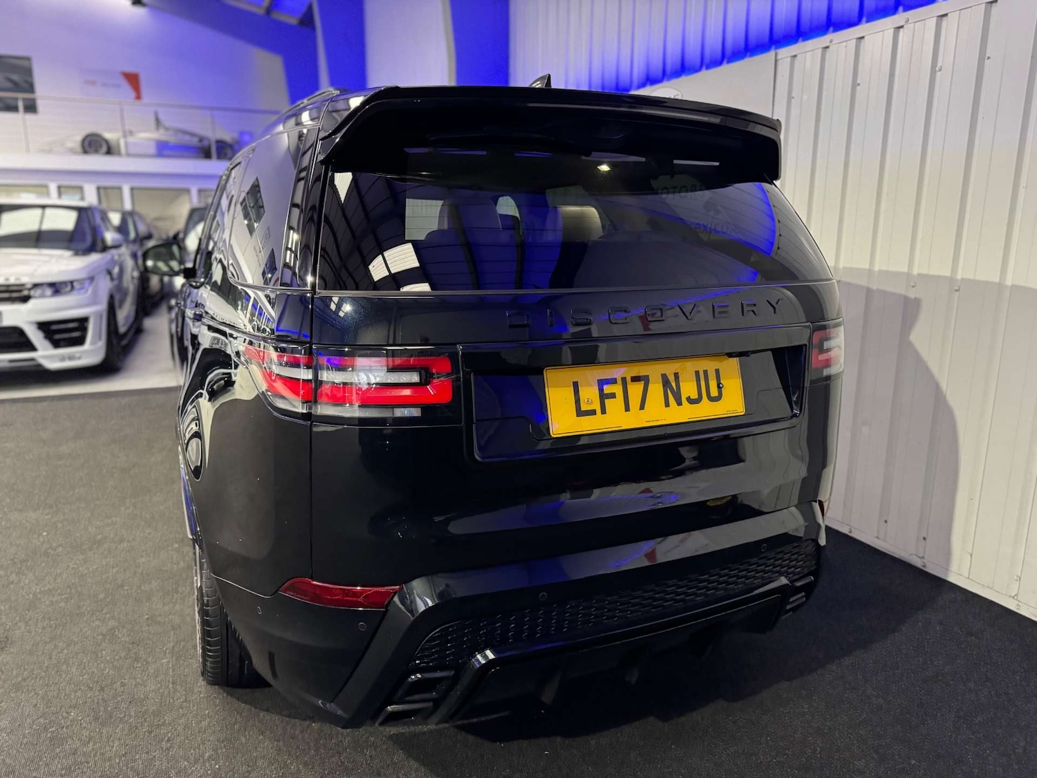 Used Land Rover Discovery 2017 for sale - 76278652: Photo 15