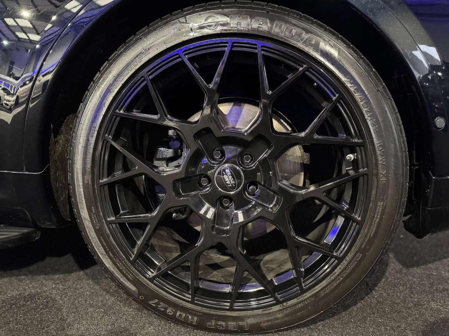 Used Land Rover Discovery 2017 for sale - 76278652: Photo 26