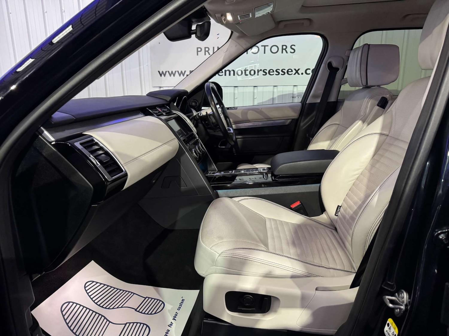 Used Land Rover Discovery 2017 for sale - 76278652: Photo 34