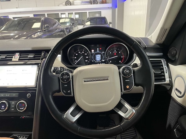 Used Land Rover Discovery 2017 for sale - 76278652: Photo 43