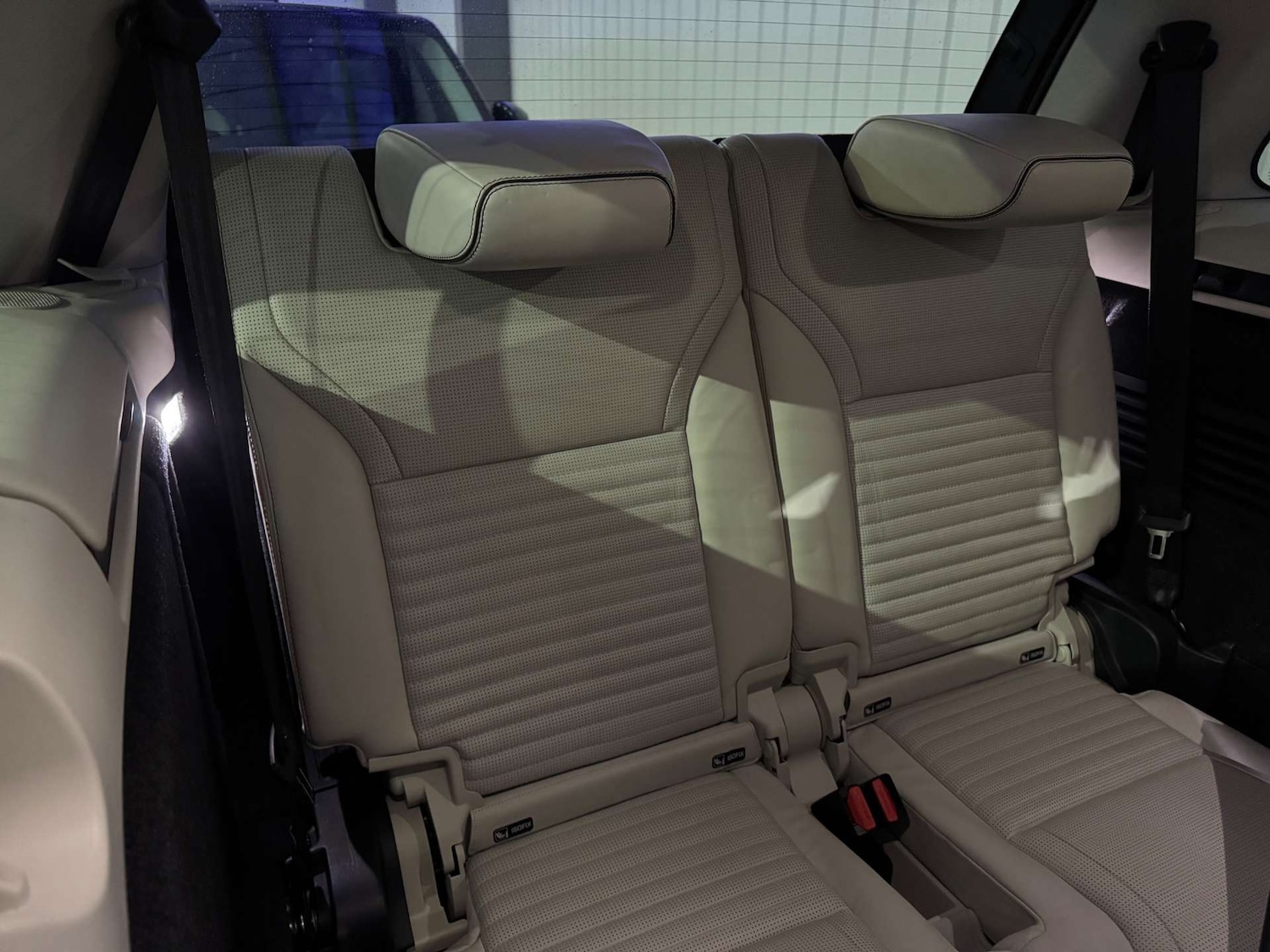 Used Land Rover Discovery 2017 for sale - 76278652: Photo 45