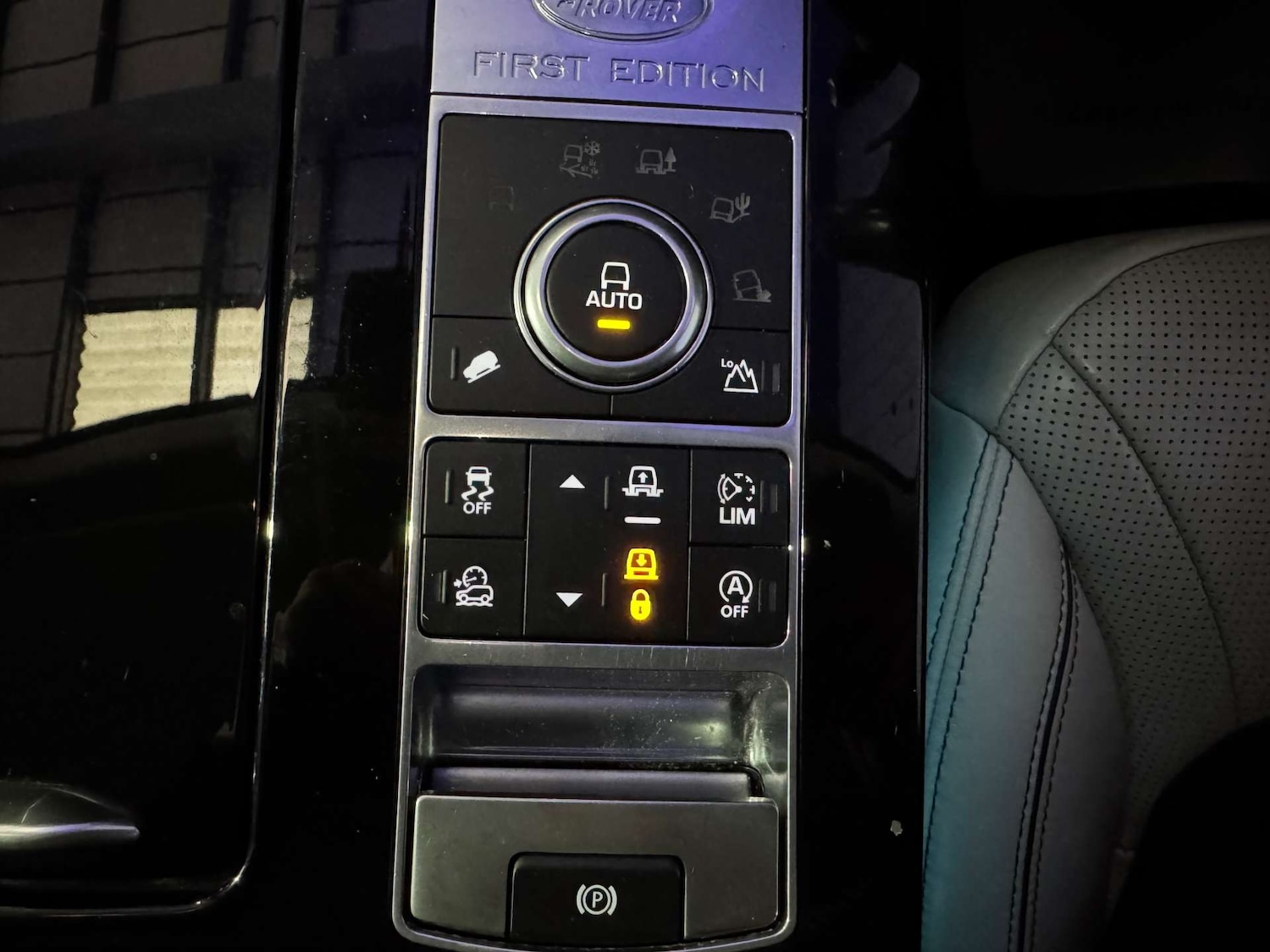 Used Land Rover Discovery 2017 for sale - 76278652: Photo 69