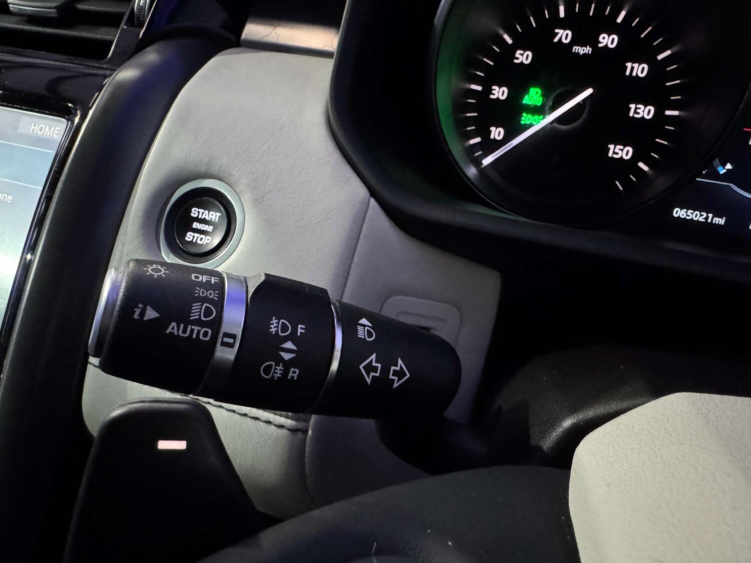 Used Land Rover Discovery 2017 for sale - 76278652: Photo 77