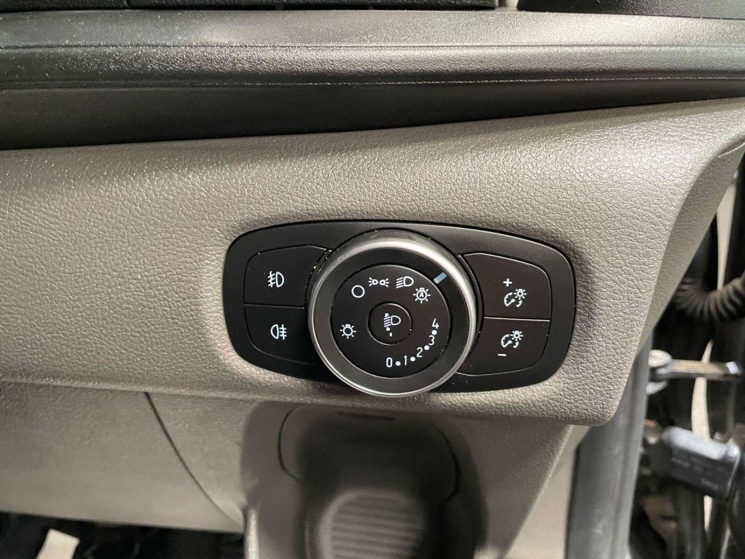 Used Ford Transit Custom 2020 for sale - 76278612: Photo 40